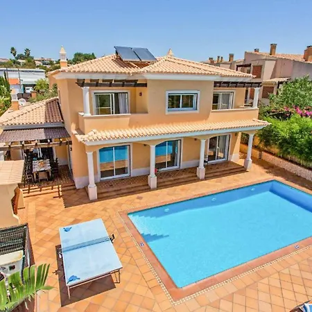 Helene Norvilla Villa *